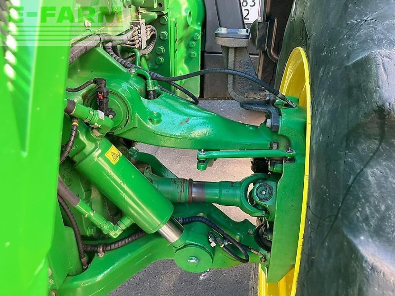 Traktorius John Deere 8400r: foto 13