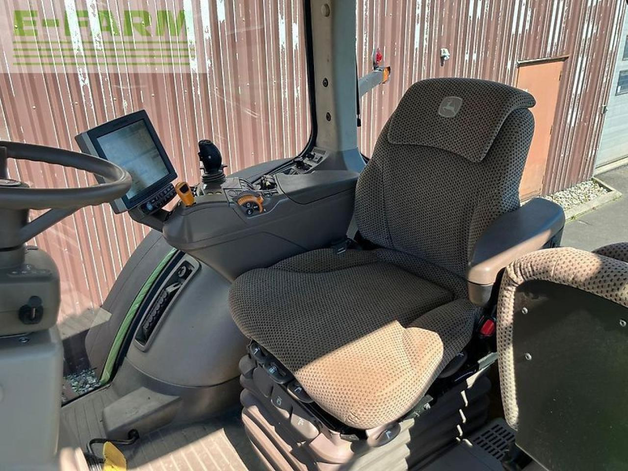 John Deere 8400r - Traktorius: foto 4 John Deere 8400r - Traktorius: foto 4