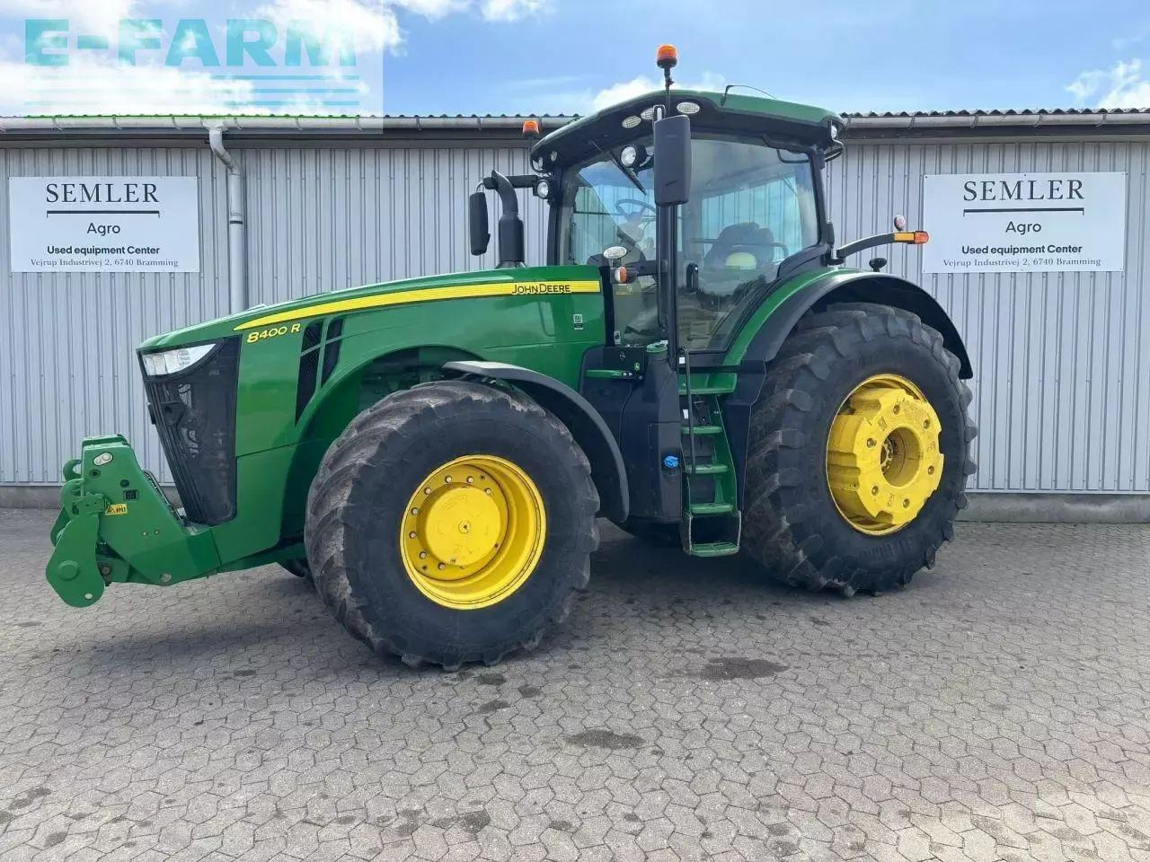 John Deere 8400r - Traktorius: foto 1 John Deere 8400r - Traktorius: foto 1
