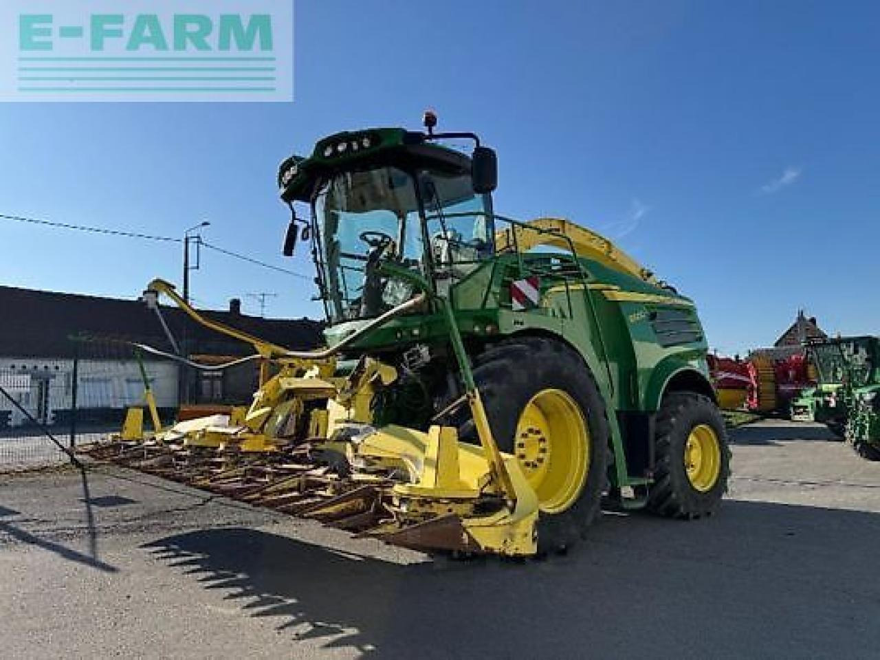 John Deere 8500 - Pašarų kombainas: foto 1 John Deere 8500 - Pašarų kombainas: foto 1