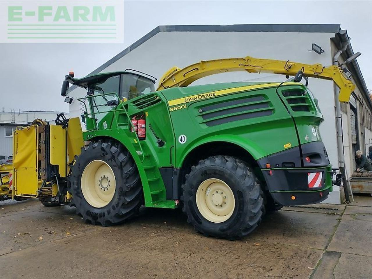 John Deere 8600 - Pašarų kombainas: foto 2 John Deere 8600 - Pašarų kombainas: foto 2
