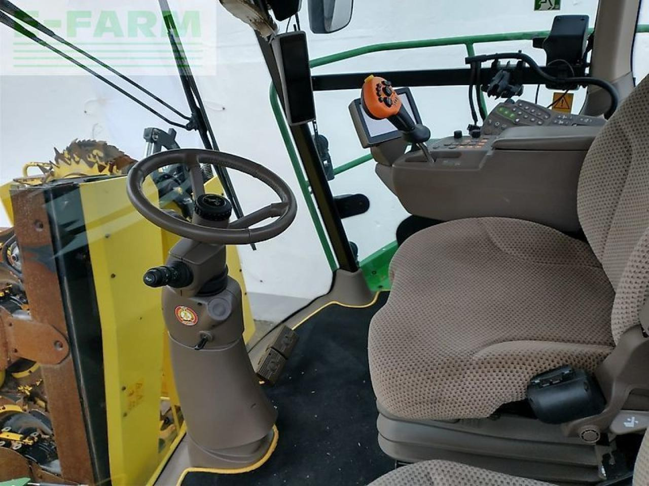 John Deere 8600 - Pašarų kombainas: foto 4 John Deere 8600 - Pašarų kombainas: foto 4