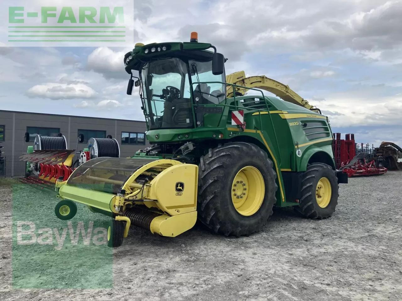 John Deere 8600i - Pašarų kombainas: foto 1 John Deere 8600i - Pašarų kombainas: foto 1