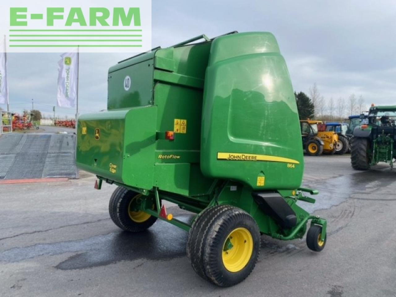 John Deere 864 - Stačiakampių ryšulių presas: foto 4 John Deere 864 - Stačiakampių ryšulių presas: foto 4