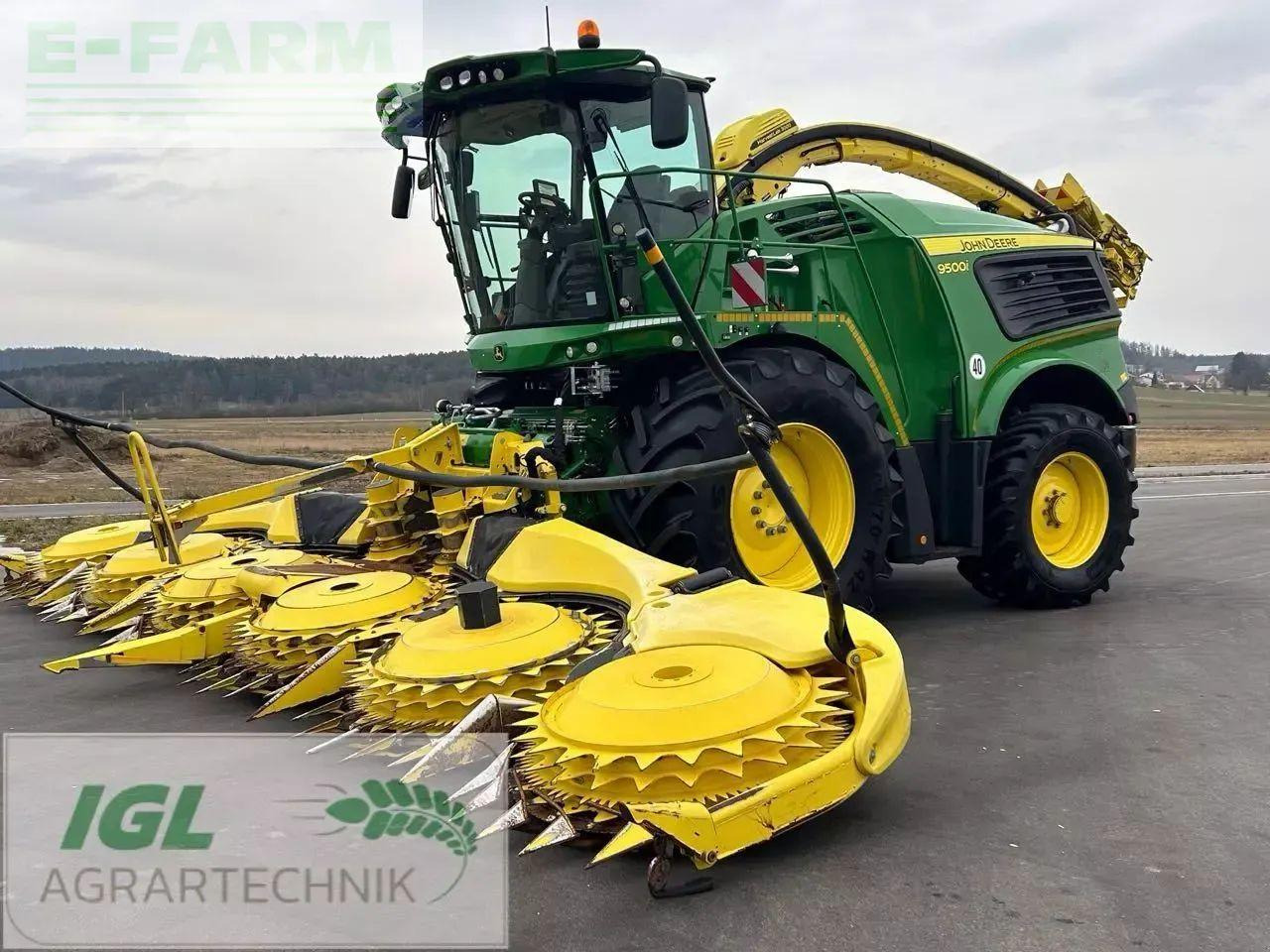 John Deere 9500i - Pašarų kombainas: foto 1 John Deere 9500i - Pašarų kombainas: foto 1