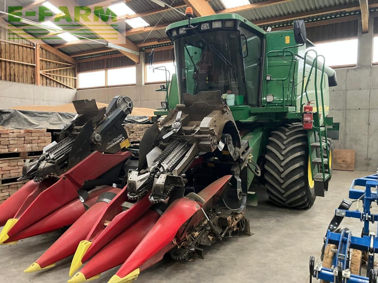 John Deere 9660 WTS - Derliaus nuėmimo kombainas: foto 1 John Deere 9660 WTS - Derliaus nuėmimo kombainas: foto 1