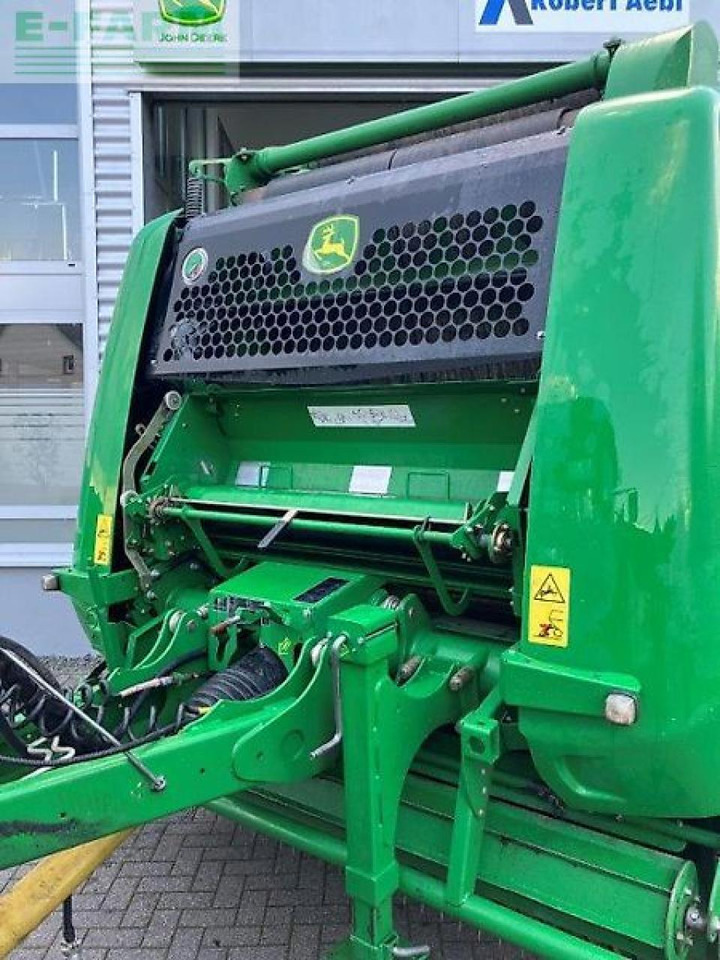 John Deere 990 premium - Stačiakampių ryšulių presas: foto 2 John Deere 990 premium - Stačiakampių ryšulių presas: foto 2