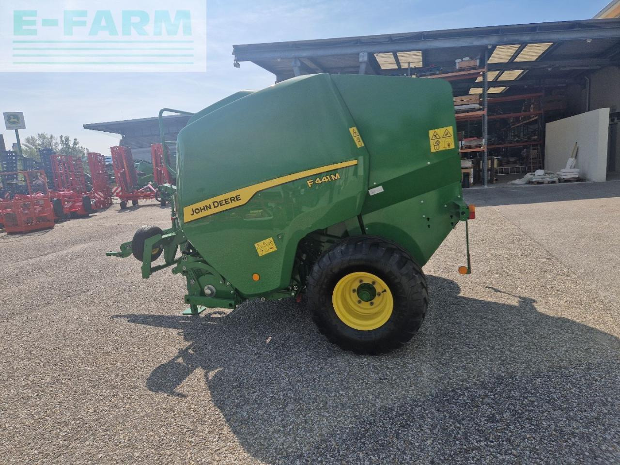 John Deere F441M - Stačiakampių ryšulių presas: foto 2 John Deere F441M - Stačiakampių ryšulių presas: foto 2