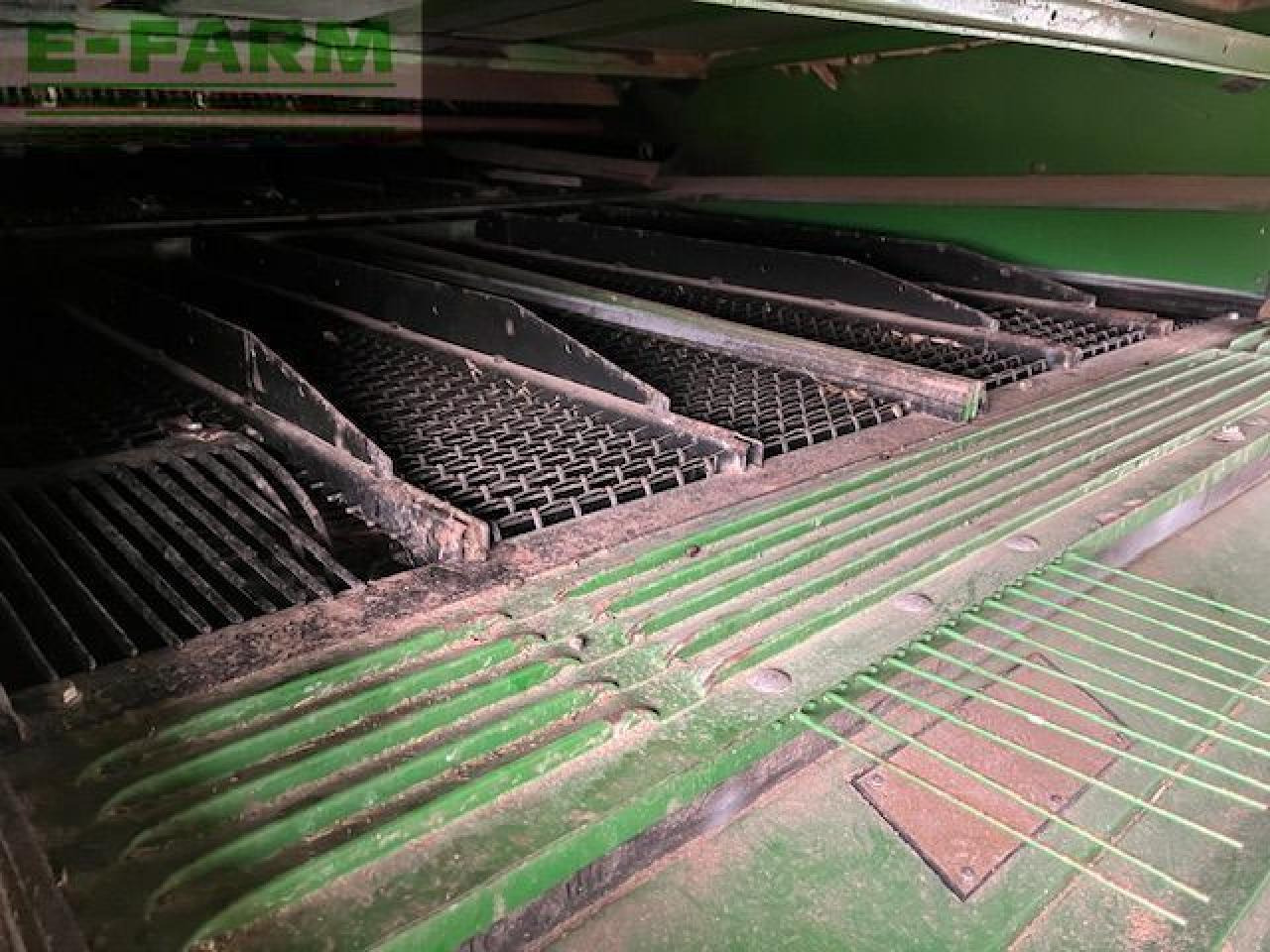 Derliaus nuėmimo kombainas John Deere T670: foto 12