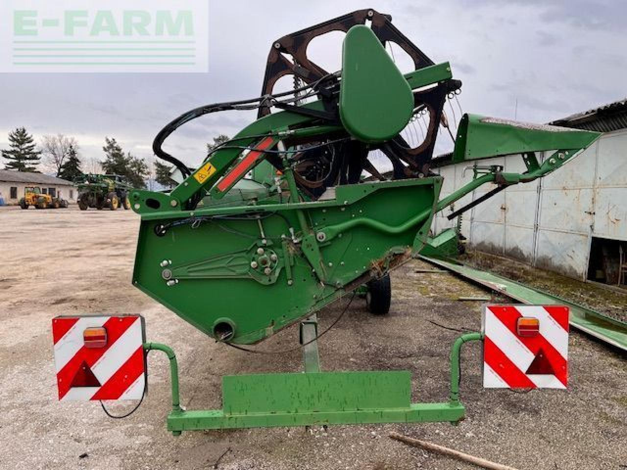 Derliaus nuėmimo kombainas John Deere T670: foto 20