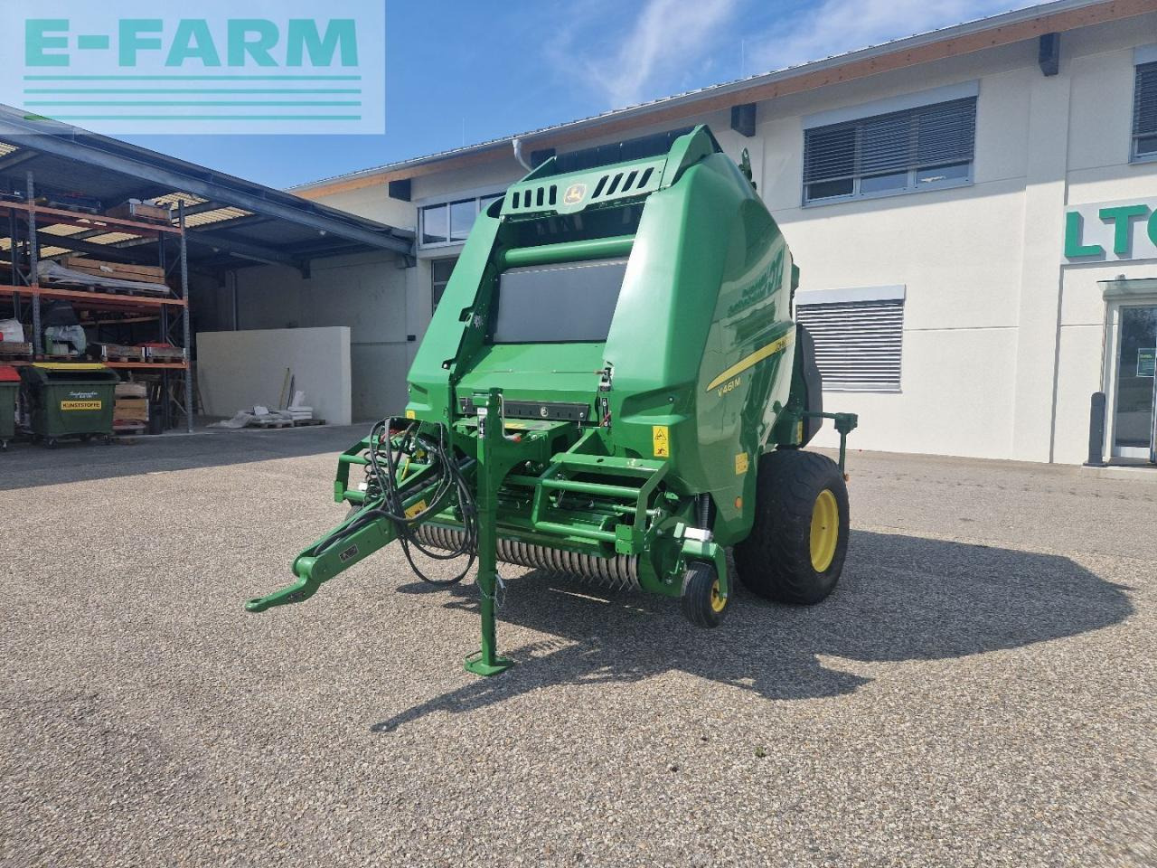 John Deere V461M - Stačiakampių ryšulių presas: foto 1 John Deere V461M - Stačiakampių ryšulių presas: foto 1