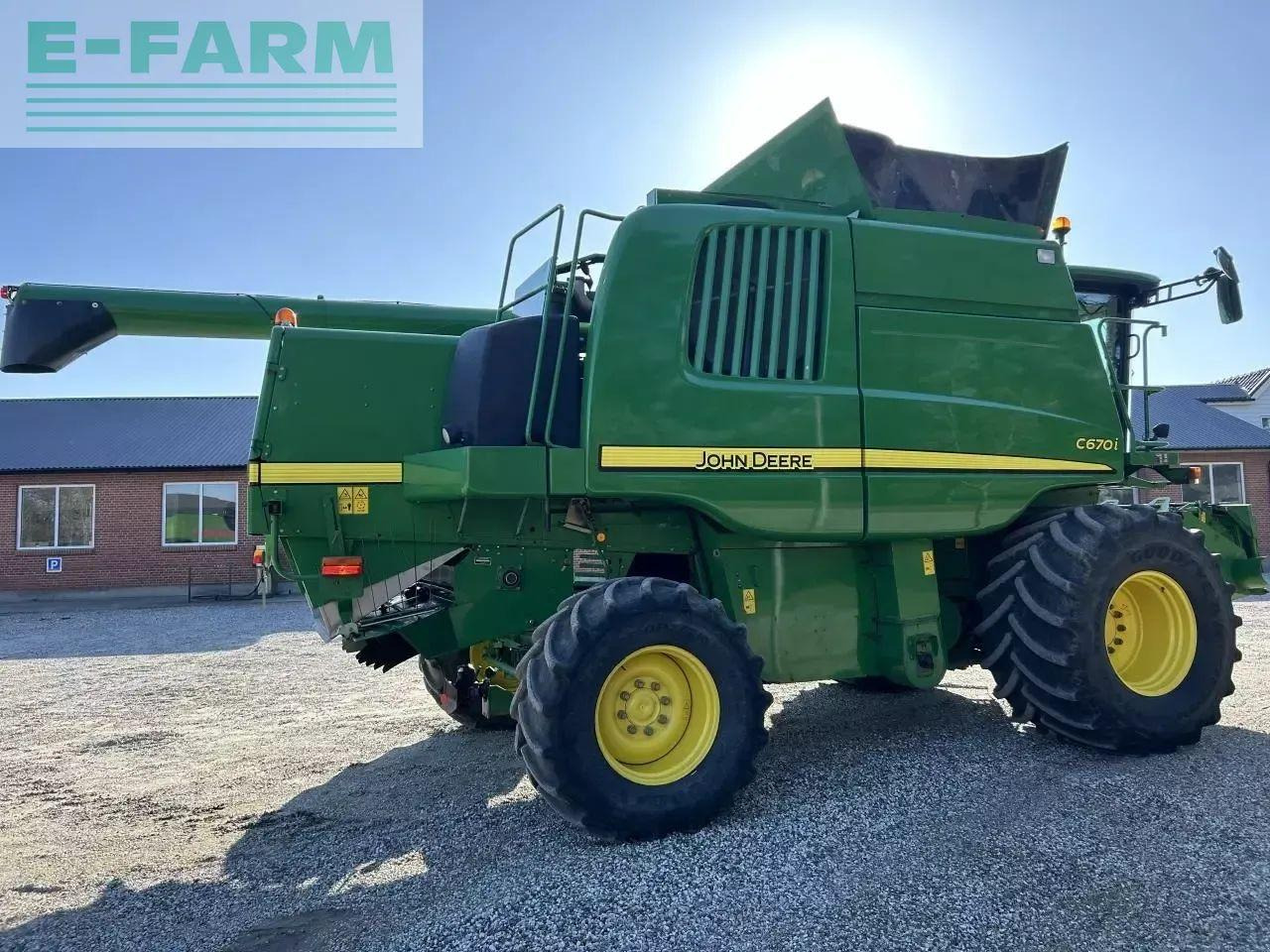 John Deere c670 - Derliaus nuėmimo kombainas: foto 4 John Deere c670 - Derliaus nuėmimo kombainas: foto 4