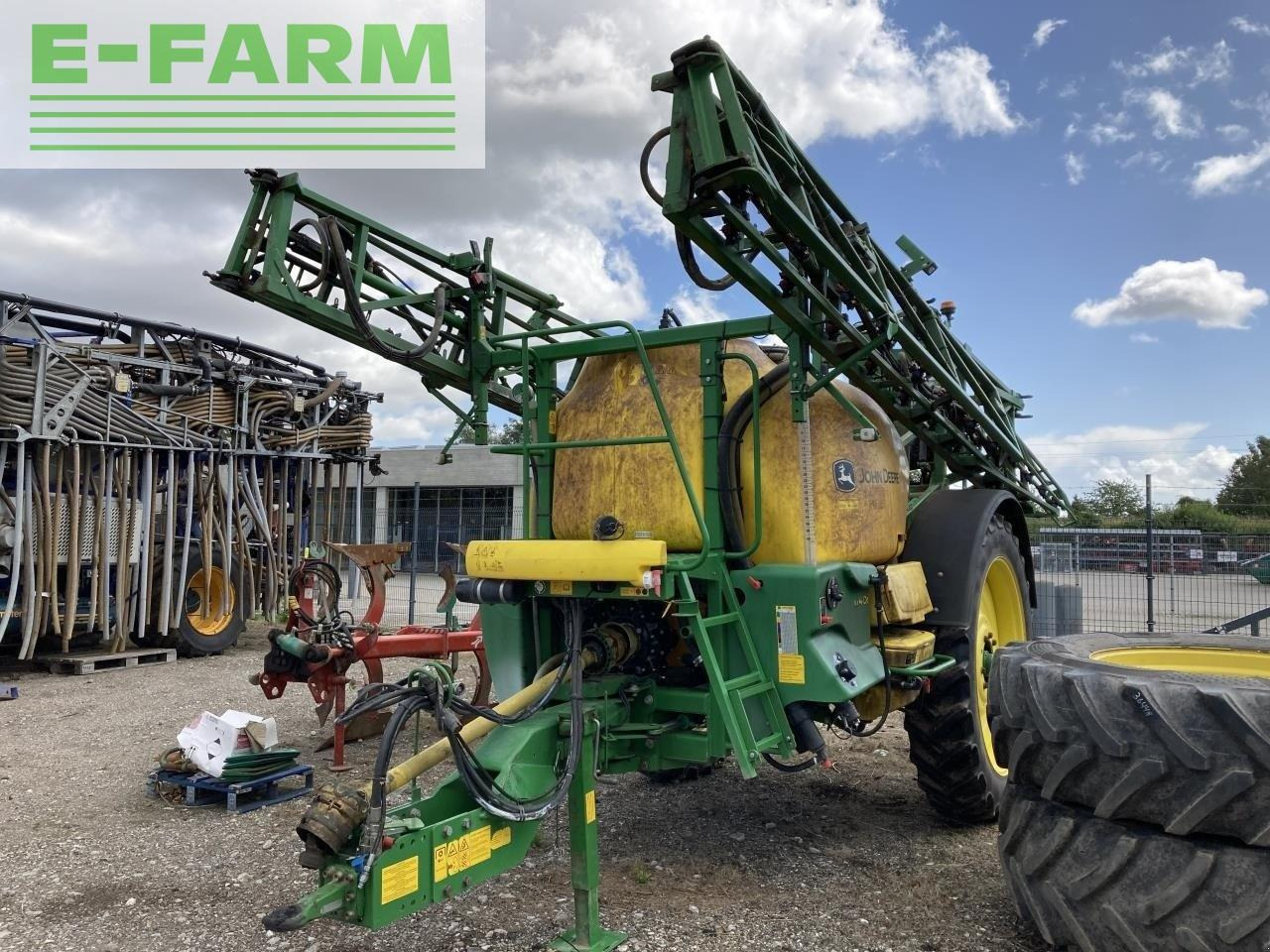 John Deere m740i - Prikabinamas purkštuvas: foto 2 John Deere m740i - Prikabinamas purkštuvas: foto 2