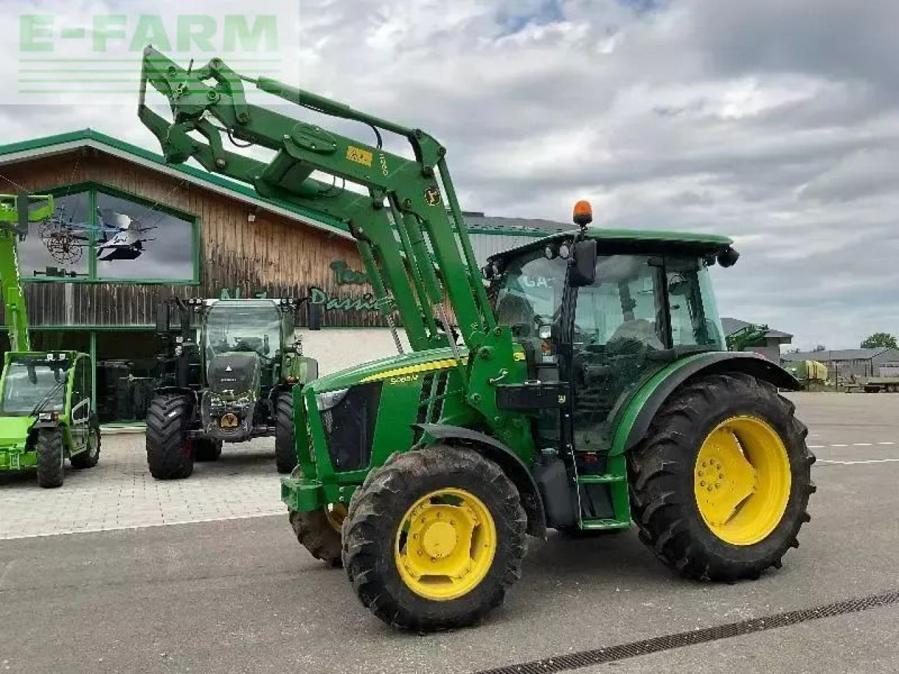 John Deere marque john deere - Traktorius: foto 1 John Deere marque john deere - Traktorius: foto 1
