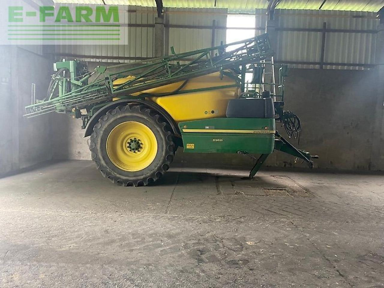 John Deere r962i my15 24m - Prikabinamas purkštuvas: foto 2 John Deere r962i my15 24m - Prikabinamas purkštuvas: foto 2