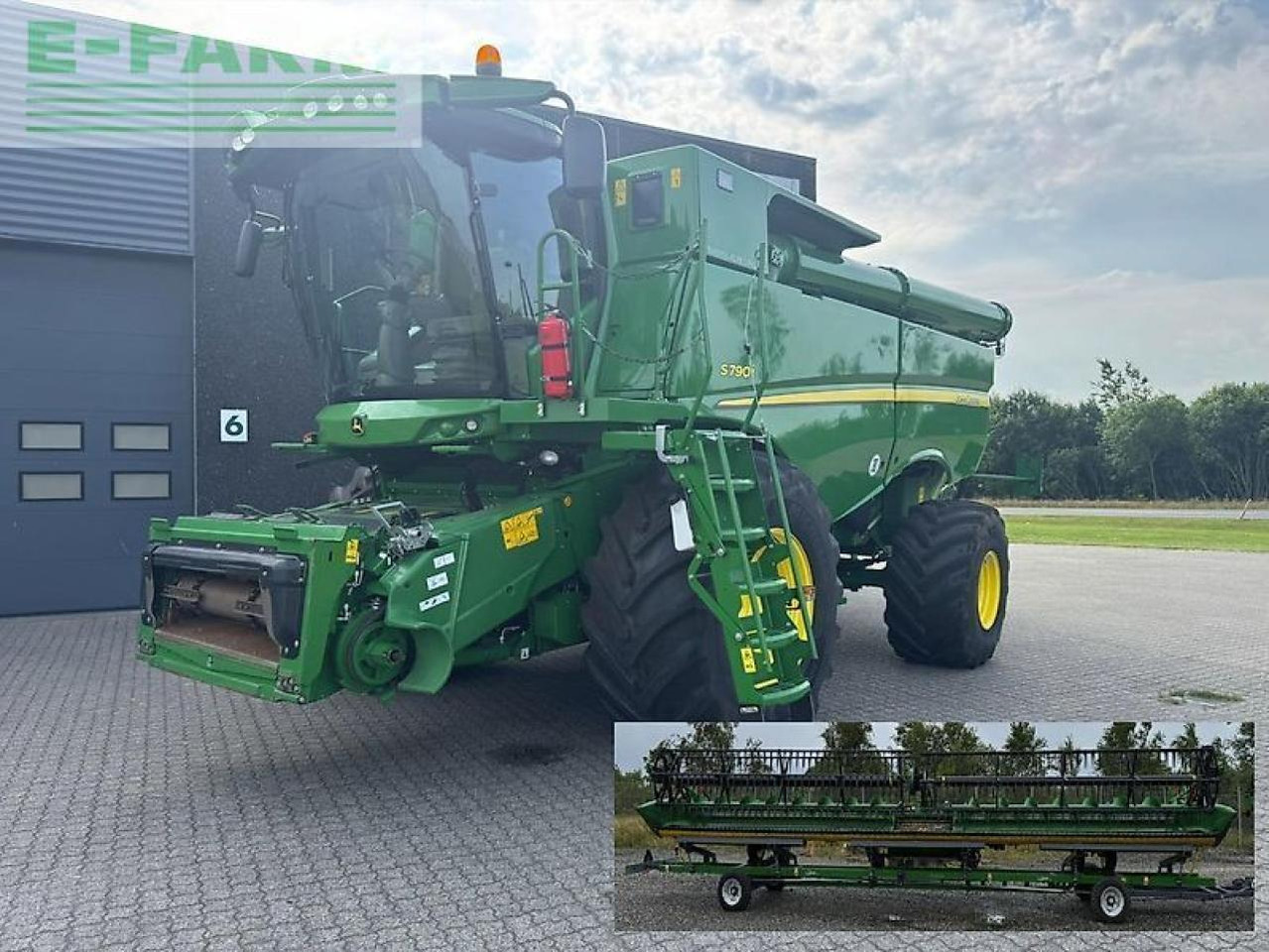 John Deere s790 - Derliaus nuėmimo kombainas: foto 1 John Deere s790 - Derliaus nuėmimo kombainas: foto 1