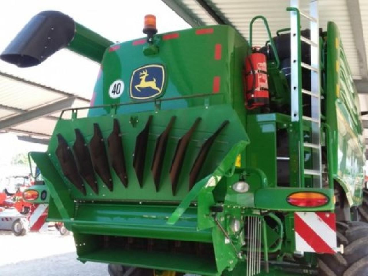 John Deere t 560 i - Derliaus nuėmimo kombainas: foto 5 John Deere t 560 i - Derliaus nuėmimo kombainas: foto 5