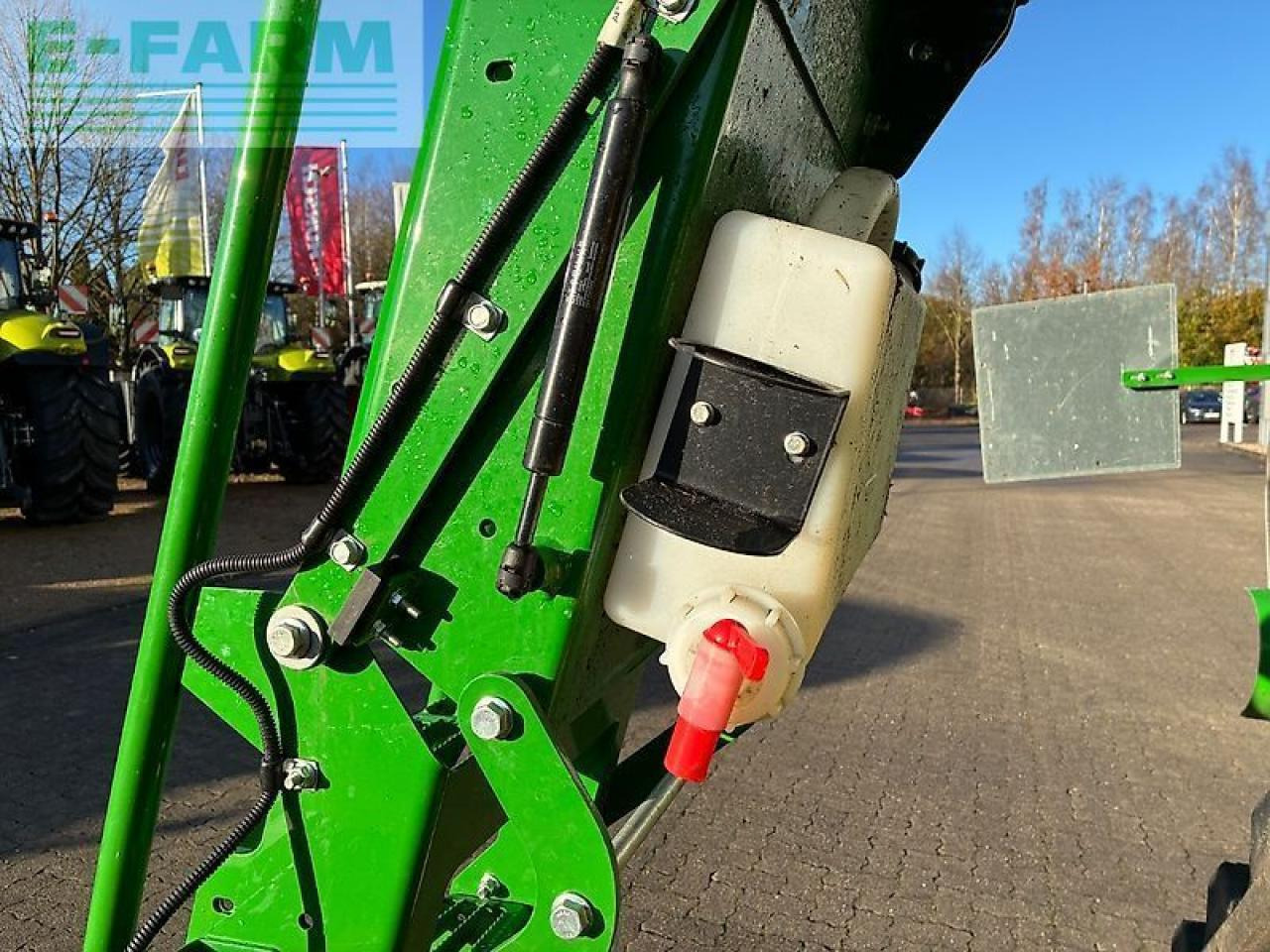 Derliaus nuėmimo kombainas John Deere t 670 i raupe: foto 10