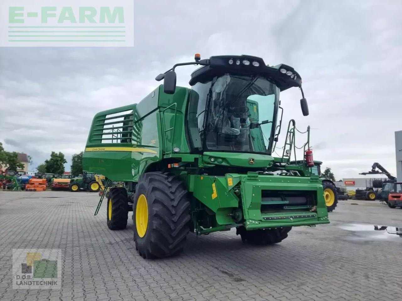 John Deere t550 - Derliaus nuėmimo kombainas: foto 2 John Deere t550 - Derliaus nuėmimo kombainas: foto 2