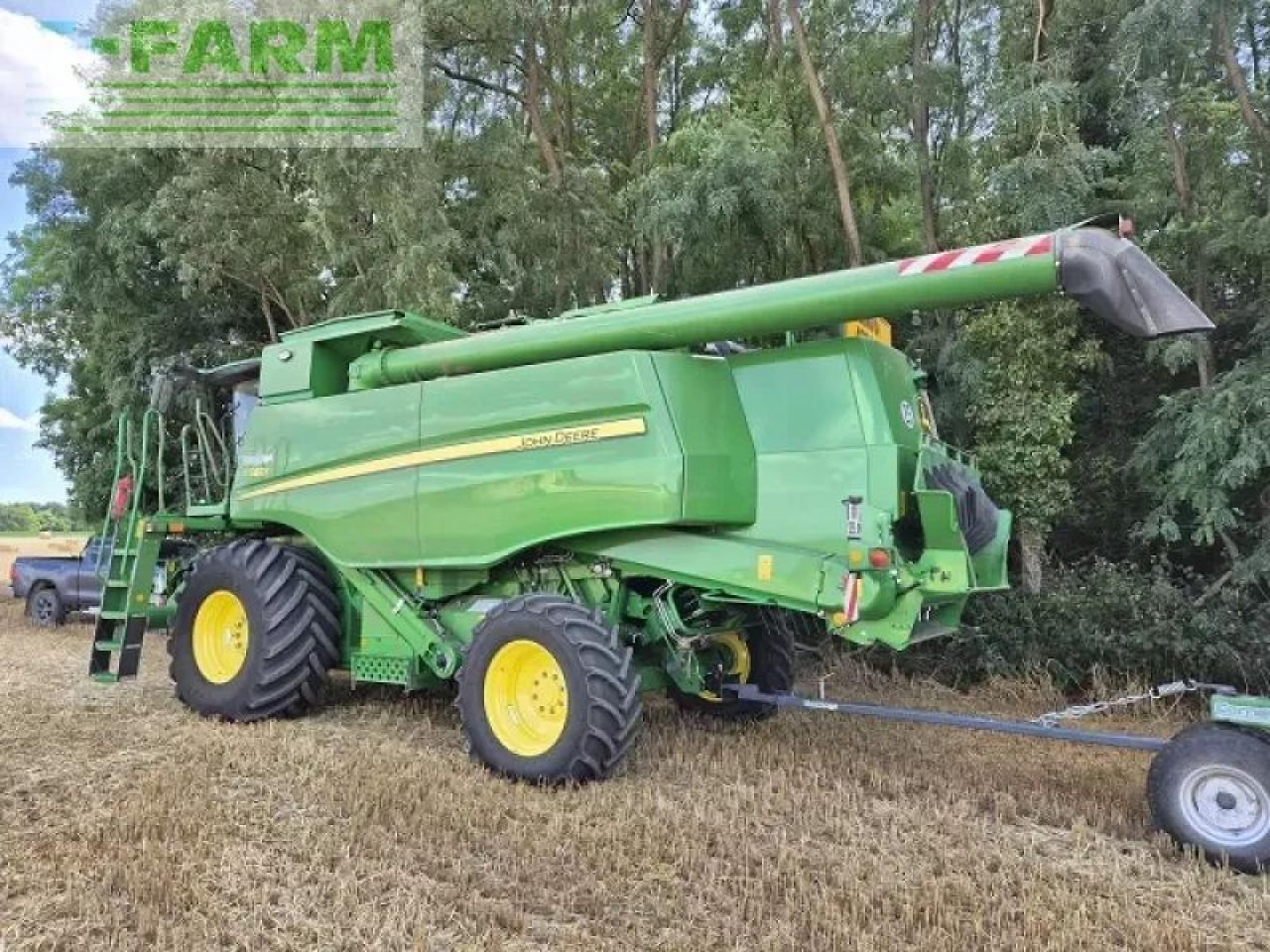 John Deere t560 - Derliaus nuėmimo kombainas: foto 3 John Deere t560 - Derliaus nuėmimo kombainas: foto 3