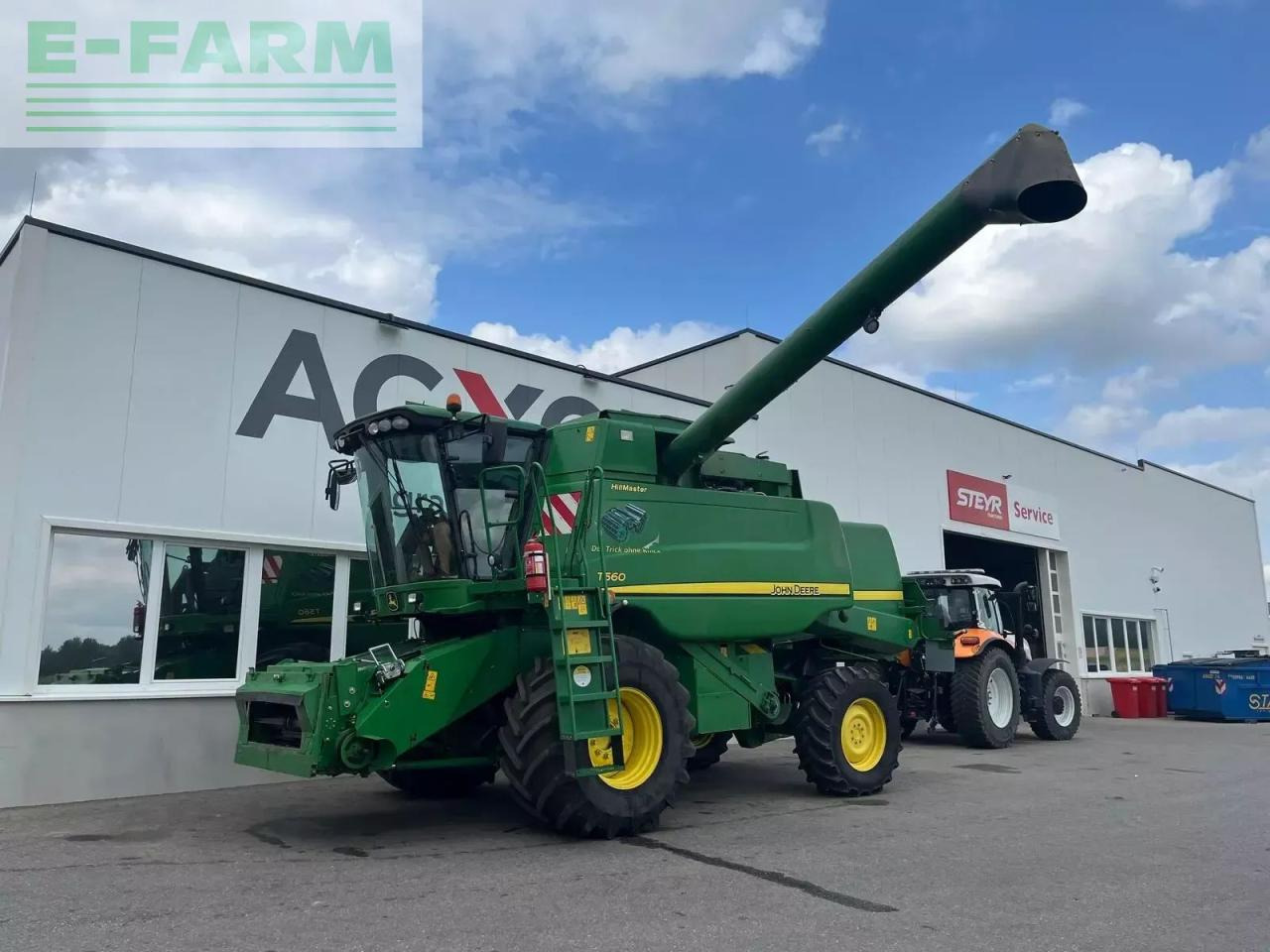 John Deere t560 - Derliaus nuėmimo kombainas: foto 1 John Deere t560 - Derliaus nuėmimo kombainas: foto 1