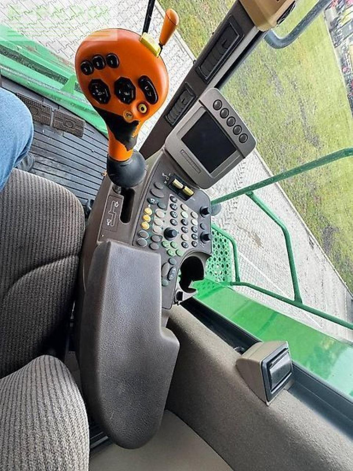 Derliaus nuėmimo kombainas John Deere t670: foto 20