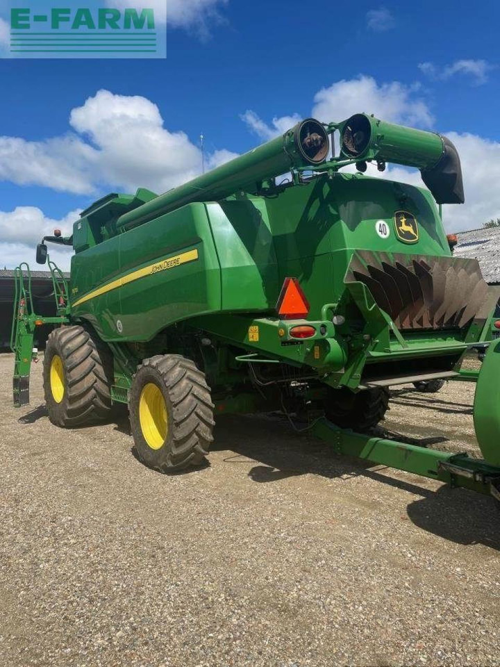 John Deere t670i - Derliaus nuėmimo kombainas: foto 5 John Deere t670i - Derliaus nuėmimo kombainas: foto 5