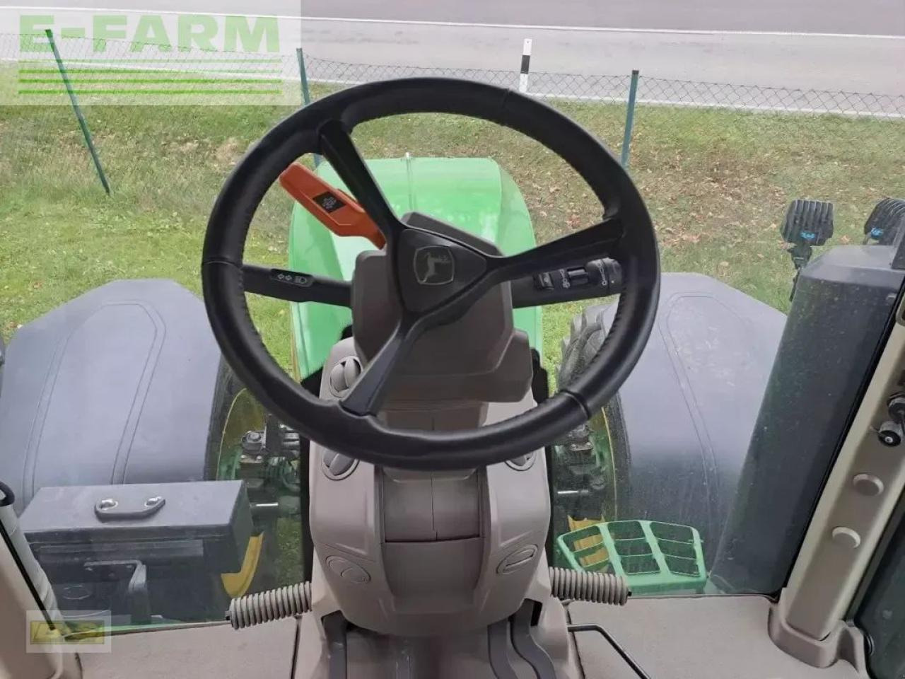 Traktorius John Deere traktor 7r330: foto 9