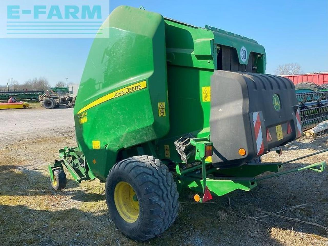 Stačiakampių ryšulių presas John Deere v451m: foto 8