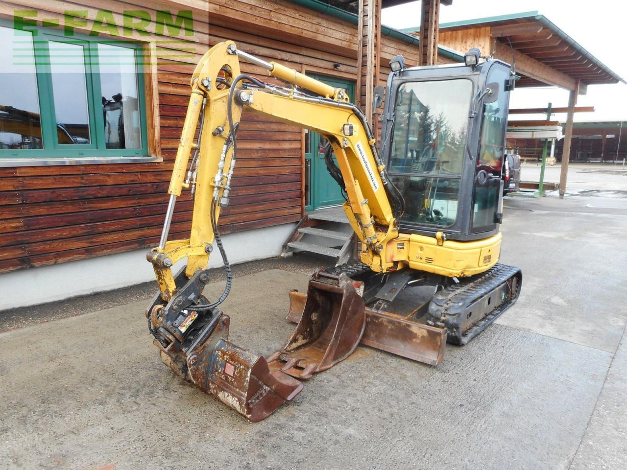 Komatsu pc 26mr-3 ( 2.710kg ) mit powertilt - Mini ekskavatorius: foto 2 Komatsu pc 26mr-3 ( 2.710kg ) mit powertilt - Mini ekskavatorius: foto 2