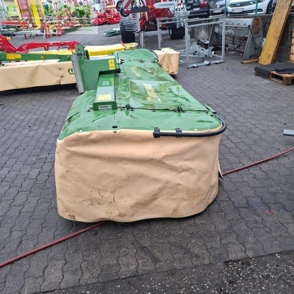 Krone Frontmähwerk - Šienapjovė: foto 2 Krone Frontmähwerk - Šienapjovė: foto 2