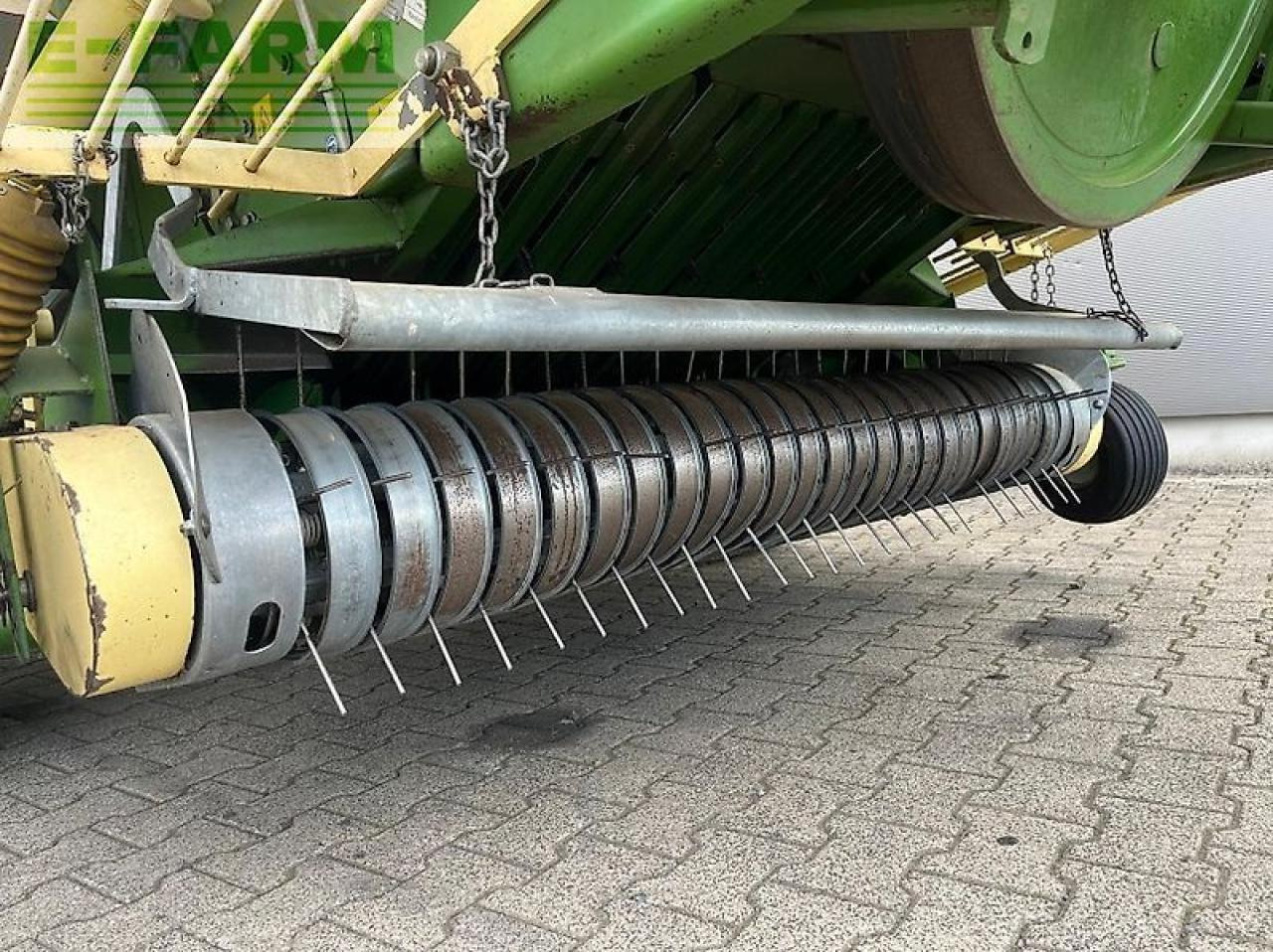 Krone big pack 120-80 - Stačiakampių ryšulių presas: foto 5 Krone big pack 120-80 - Stačiakampių ryšulių presas: foto 5