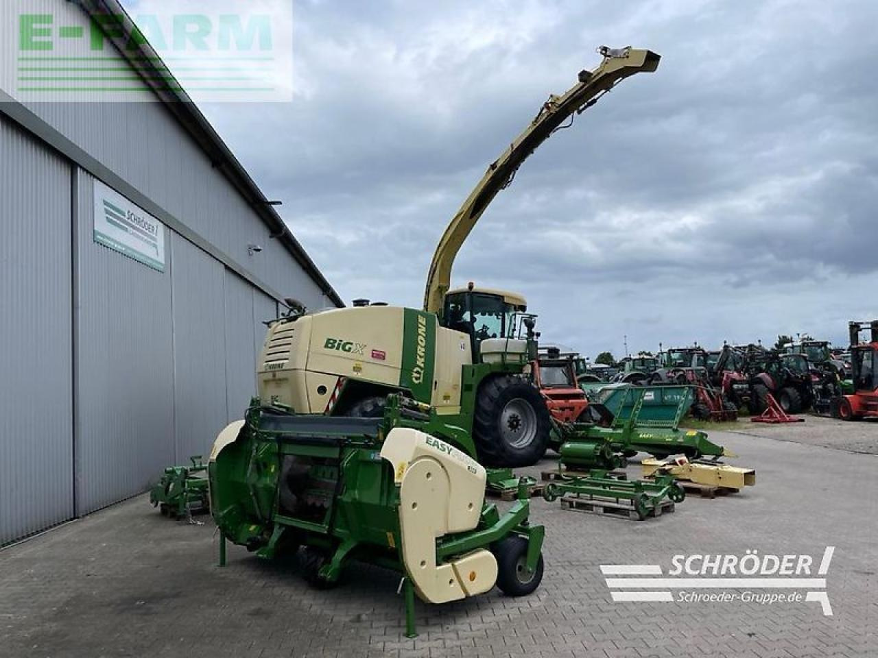 Krone big x 700 + easycollect 903 + easyflow - Pašarų kombainas: foto 3 Krone big x 700 + easycollect 903 + easyflow - Pašarų kombainas: foto 3