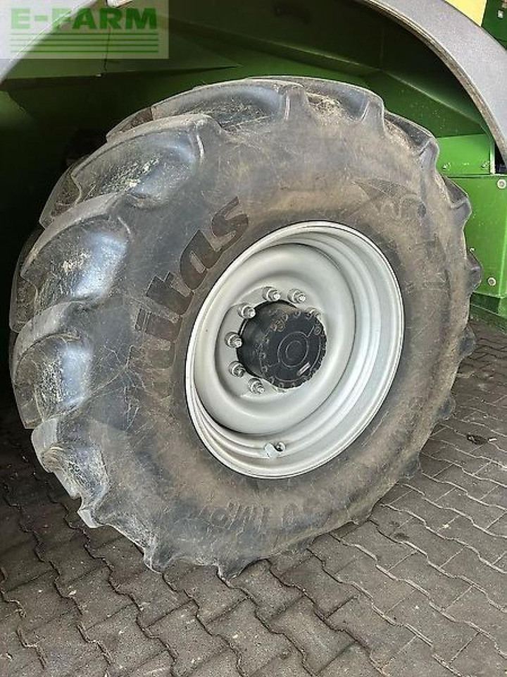 Krone bigx 630 - Pašarų kombainas: foto 4 Krone bigx 630 - Pašarų kombainas: foto 4
