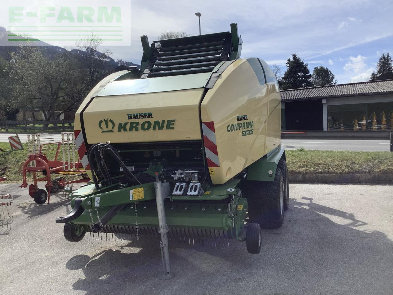 Krone comprima cf 155 xc - Stačiakampių ryšulių presas: foto 3 Krone comprima cf 155 xc - Stačiakampių ryšulių presas: foto 3