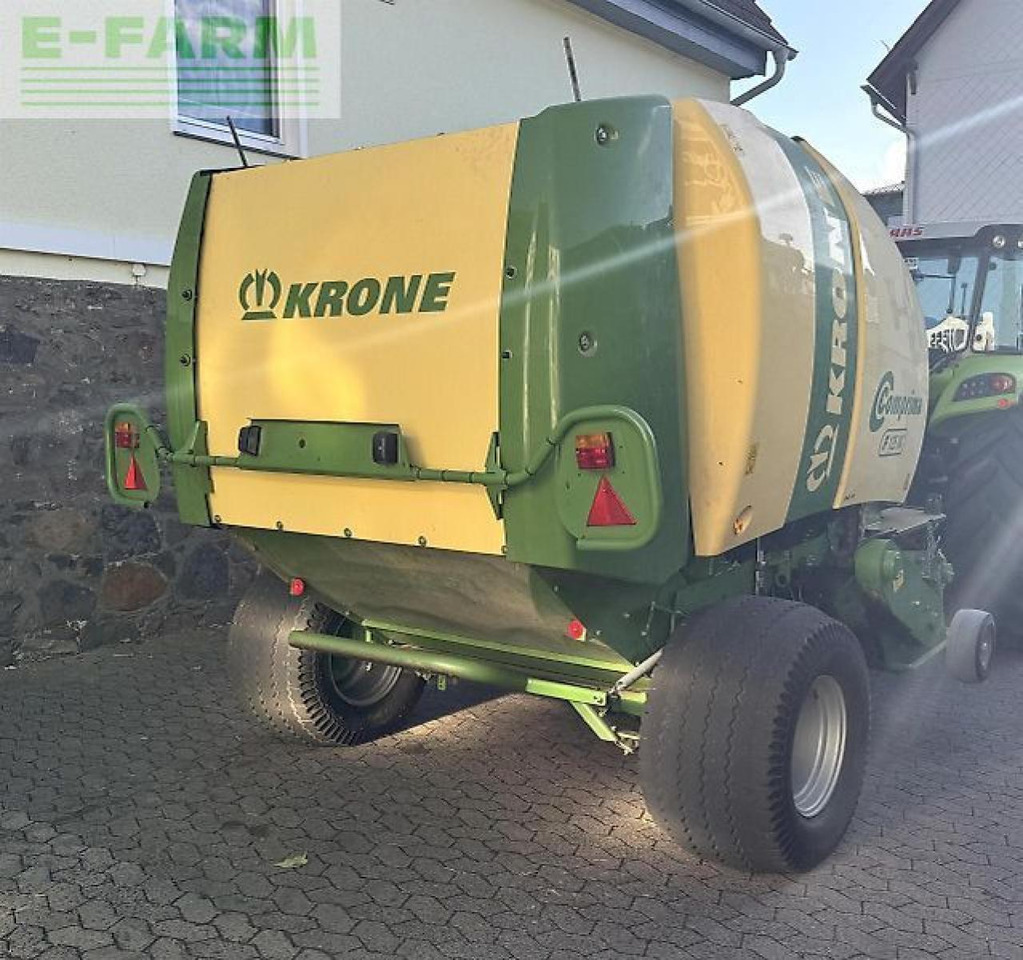 Krone comprima f 125 xc - Stačiakampių ryšulių presas: foto 3 Krone comprima f 125 xc - Stačiakampių ryšulių presas: foto 3