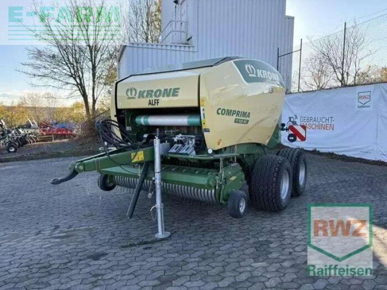 Krone comprima f125 xc - Stačiakampių ryšulių presas: foto 4 Krone comprima f125 xc - Stačiakampių ryšulių presas: foto 4