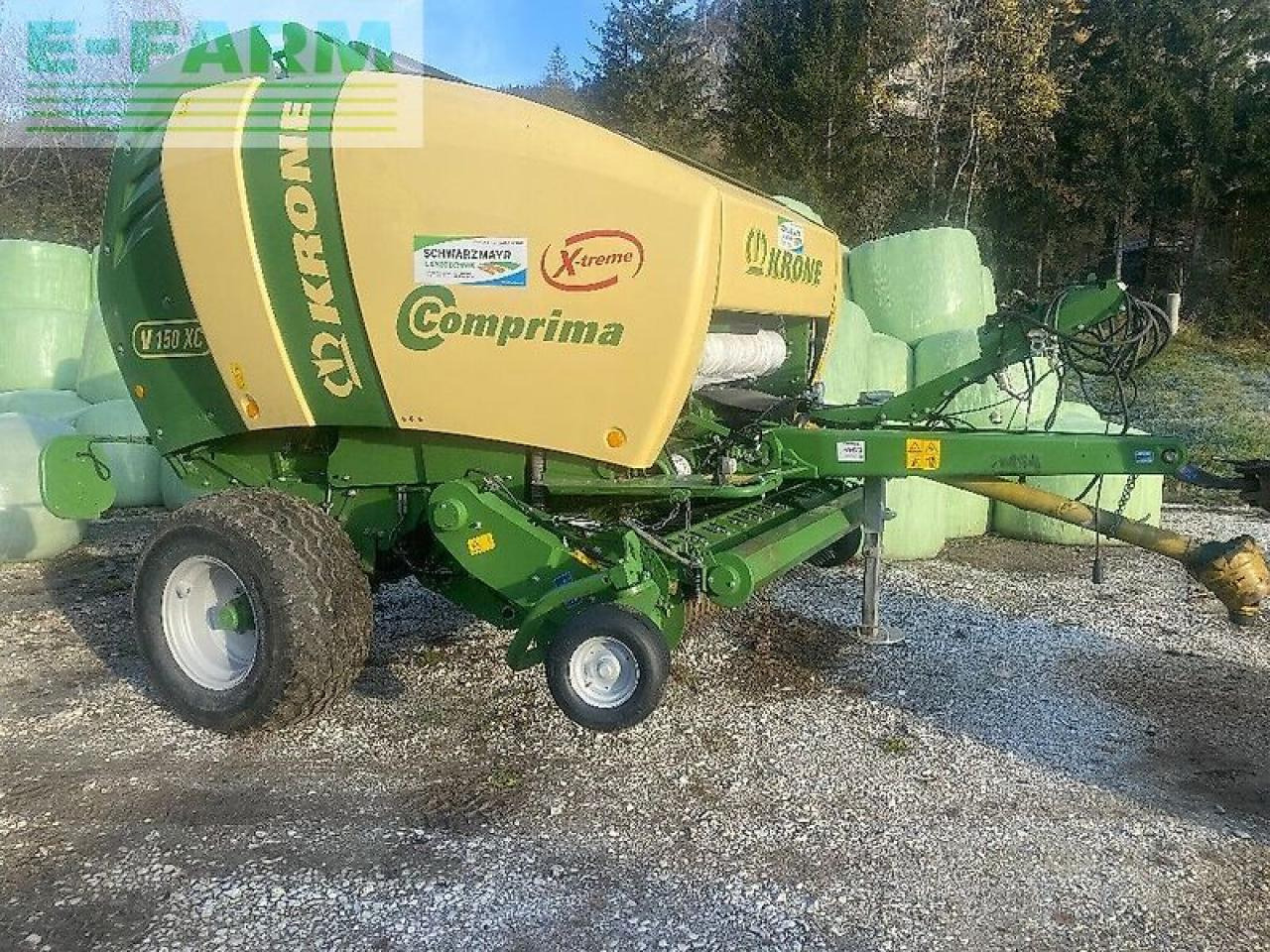 Krone comprima v 150 xc - Stačiakampių ryšulių presas: foto 1 Krone comprima v 150 xc - Stačiakampių ryšulių presas: foto 1