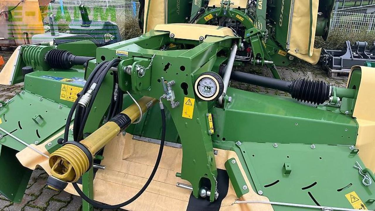 Krone easy cut f 320 cv pull gezogen - Šienapjovė: foto 4 Krone easy cut f 320 cv pull gezogen - Šienapjovė: foto 4