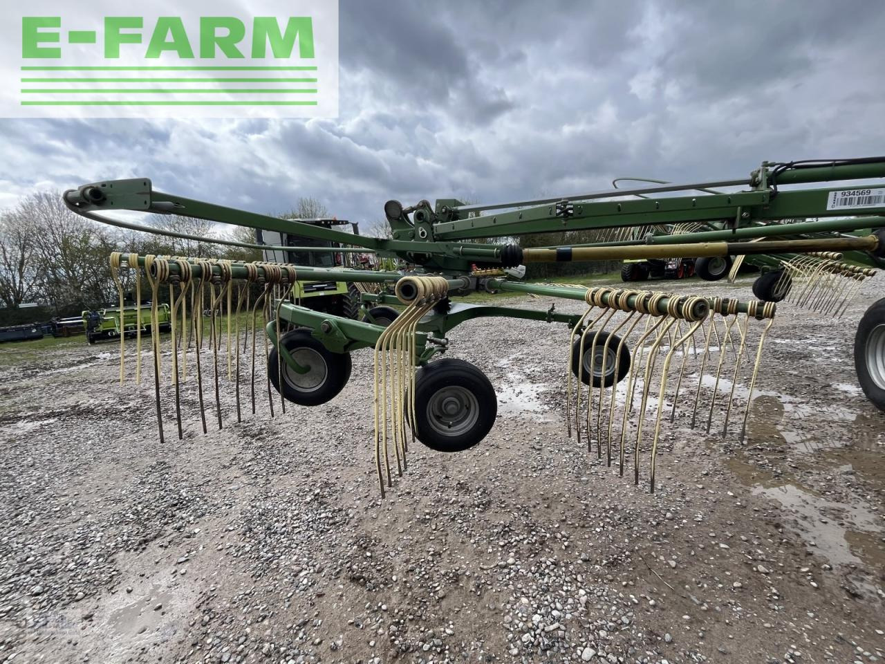 Krone swadro 1400 plus - Šieno grėblys/ Vartytuvas: foto 4 Krone swadro 1400 plus - Šieno grėblys/ Vartytuvas: foto 4