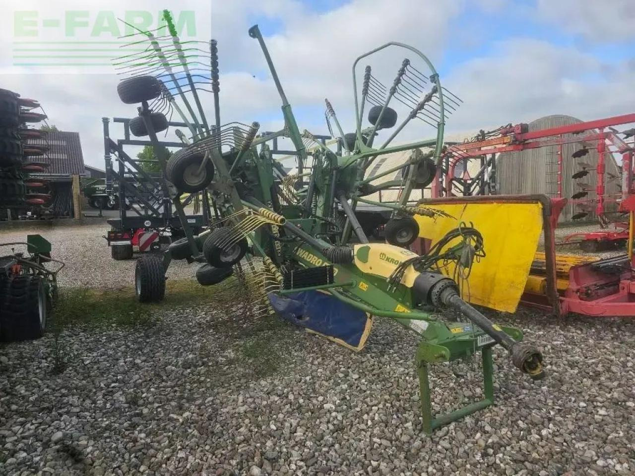 Krone swadro tc 880 plus - Šieno grėblys/ Vartytuvas: foto 2 Krone swadro tc 880 plus - Šieno grėblys/ Vartytuvas: foto 2