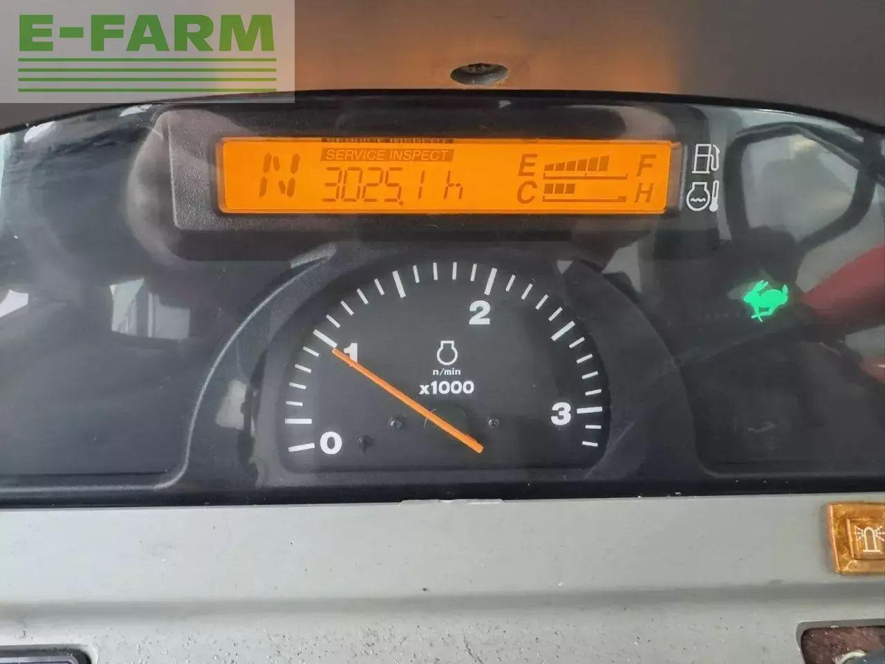 Kubota 5740 - Traktorius: foto 4 Kubota 5740 - Traktorius: foto 4