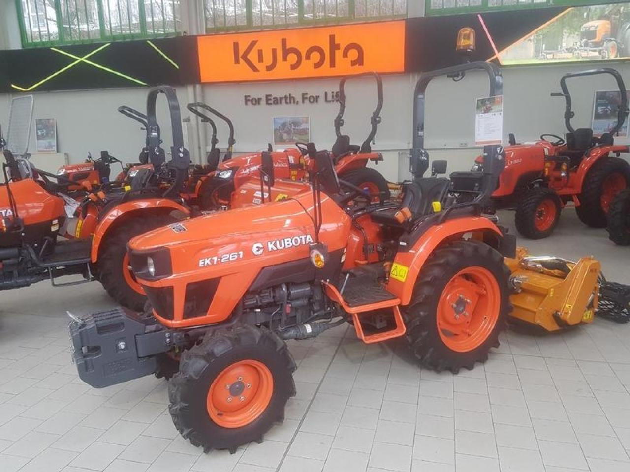 Kubota b2-261 hydrostat - Traktorius: foto 5 Kubota b2-261 hydrostat - Traktorius: foto 5