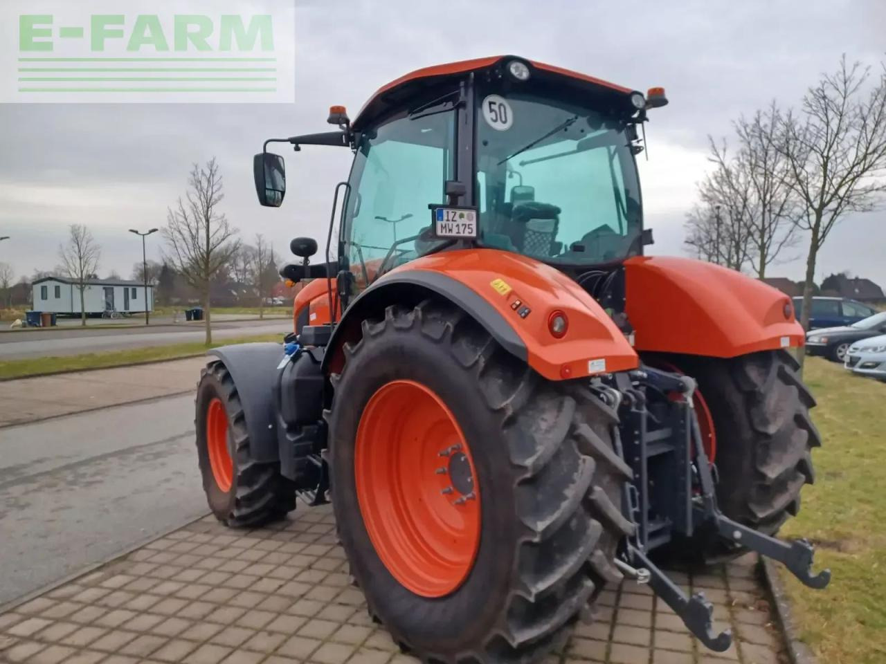 Kubota m 7-173 - Traktorius: foto 3 Kubota m 7-173 - Traktorius: foto 3