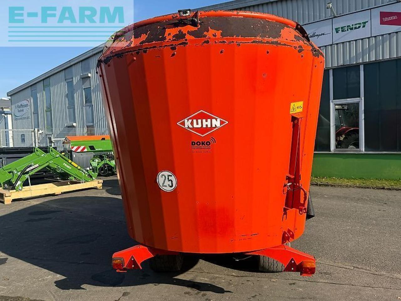 Kuhn futtermischwagen 1670 - Gyvulininkystės įranga: foto 4 Kuhn futtermischwagen 1670 - Gyvulininkystės įranga: foto 4