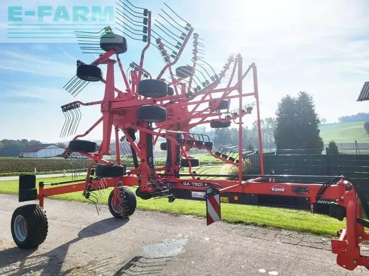 Kuhn ga7501+ 2-kreisel-mittelschwader - Šieno grėblys/ Vartytuvas: foto 2 Kuhn ga7501+ 2-kreisel-mittelschwader - Šieno grėblys/ Vartytuvas: foto 2