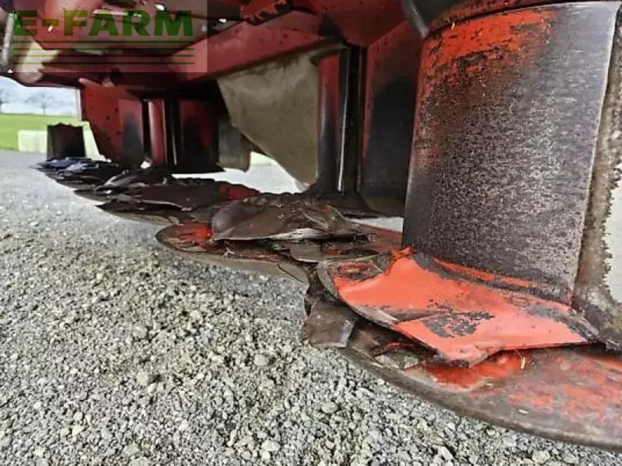 Kuhn gmd10030 et 3525 - Šienapjovė: foto 3 Kuhn gmd10030 et 3525 - Šienapjovė: foto 3