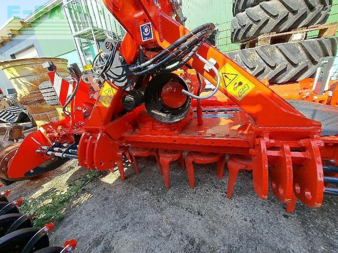 Kuhn hr3030 - Žemės dirbimo technika: foto 3 Kuhn hr3030 - Žemės dirbimo technika: foto 3