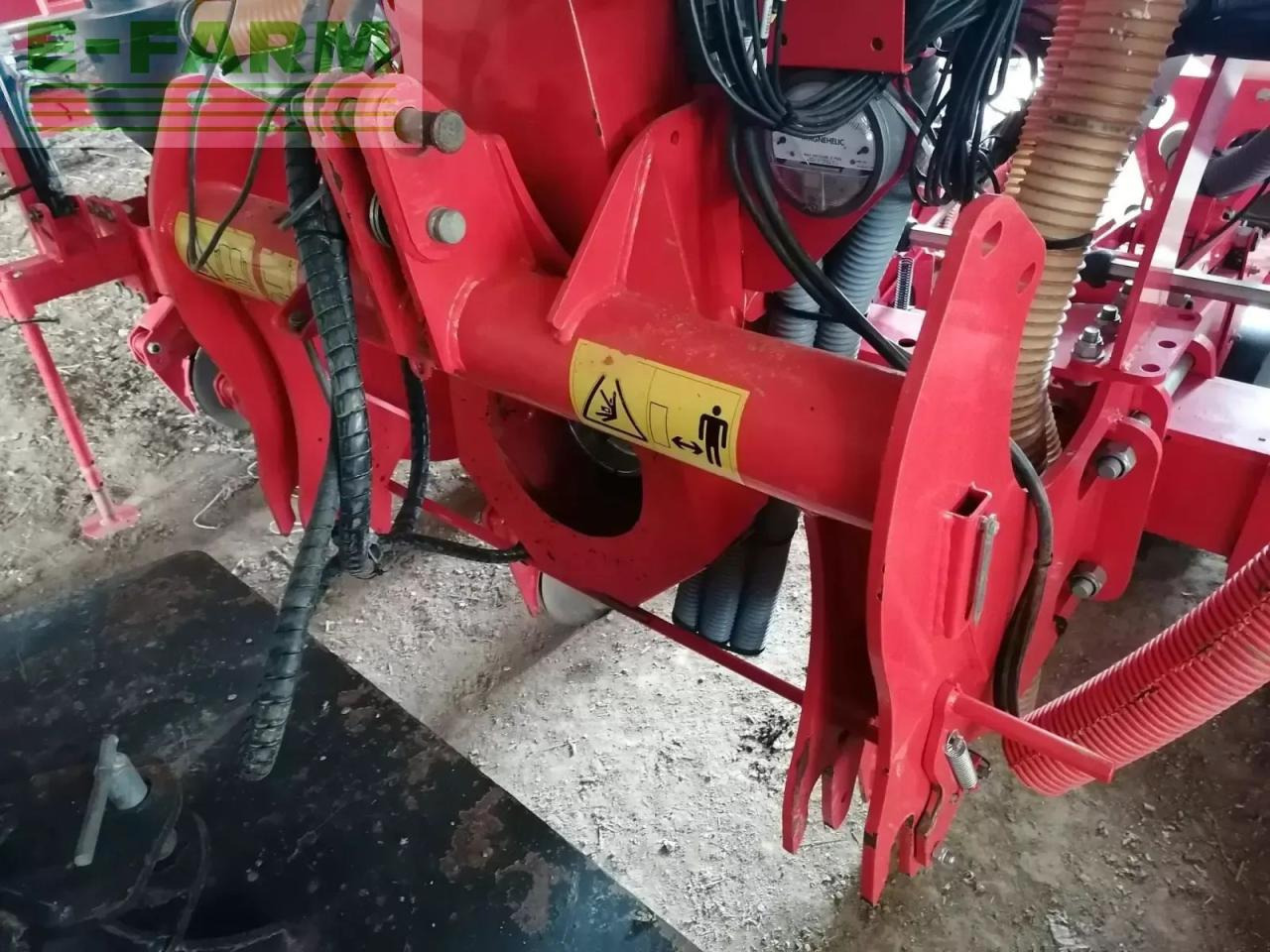 Kuhn maxima 2 - Tikslaus išsėjimo sėjamoji: foto 5 Kuhn maxima 2 - Tikslaus išsėjimo sėjamoji: foto 5
