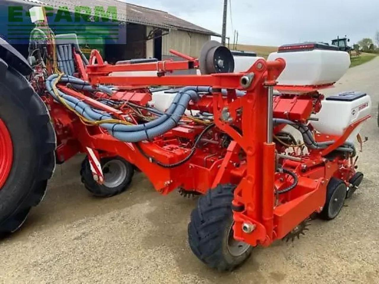 Kuhn maxima 2 - Tikslaus išsėjimo sėjamoji: foto 3 Kuhn maxima 2 - Tikslaus išsėjimo sėjamoji: foto 3